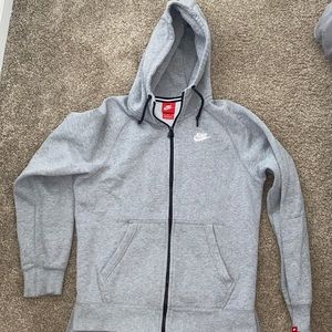 Mens Nike Jogging Suit Used Medium